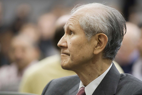Osamu Shimomura, a School of Medicine professor emeritus of physiology and one of the winners of the Nobel Prize in chemistry in 2008, returned to MED to give his Nobel lecture, Discovery of Green Fluorescent Protein, GFP: My Nobel Prize Lecture. Photos by Kalman Zabarsky