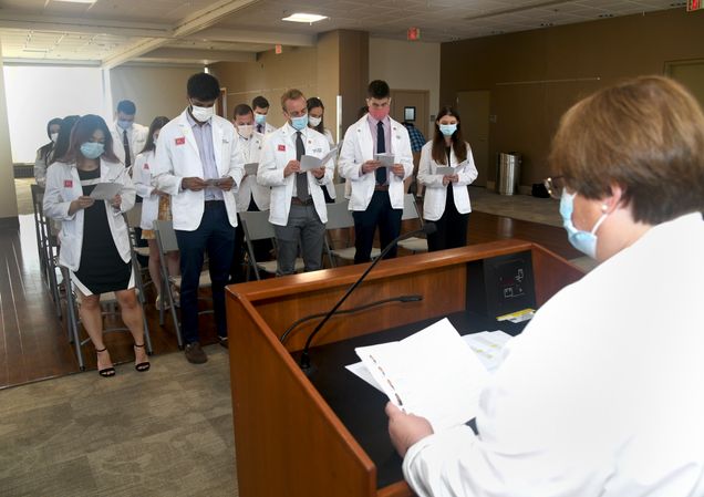 Students reciting the Physician Assistant Oath