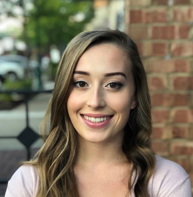 head and shoulders of Ana Vitantonio