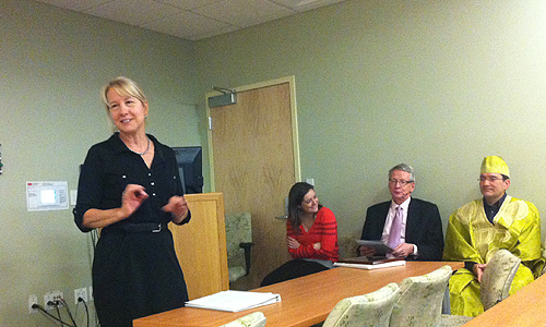 BUSPH peace-corps Acting Director of the Peace Corps Carrie Hessler-Radelet, left, came to BUSPH to recognize the 25th anniversary of the school's Master's International (MI) Program, which joins a Master of Public Health (MPH) degree with 27 months of field experience in the Peace Corps. (Photo by Lisa Chedekel)
