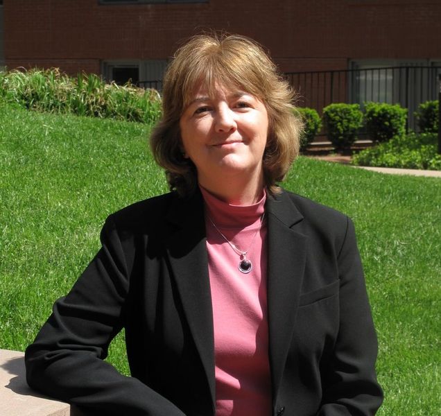 Photo of Lynn Moore