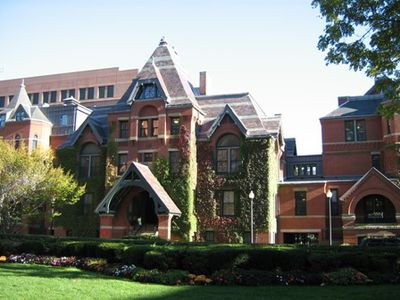 Boston University, School of Public Health boston_university_talbot_building_01