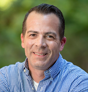 Headshot of Noel Vest